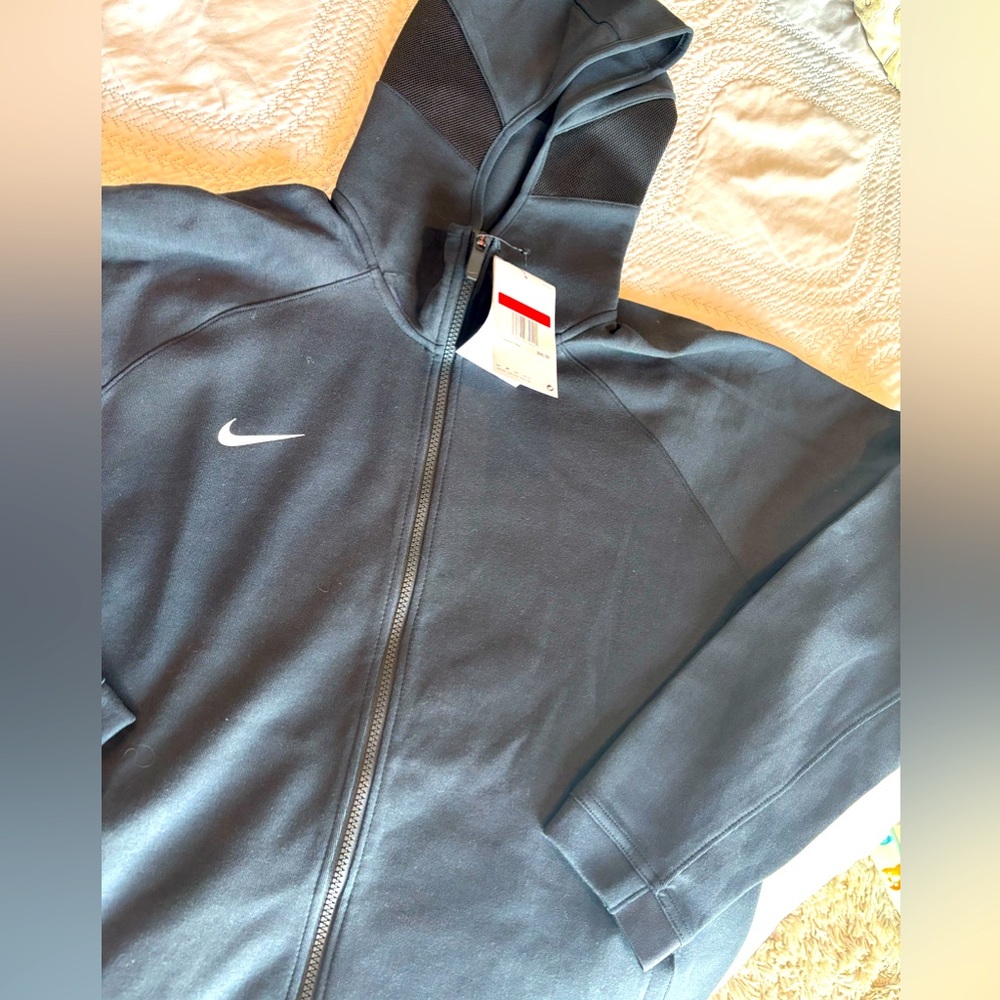 Men’s jacket with hood